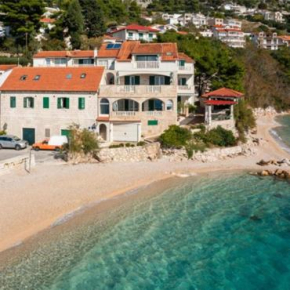 Villa PORAT